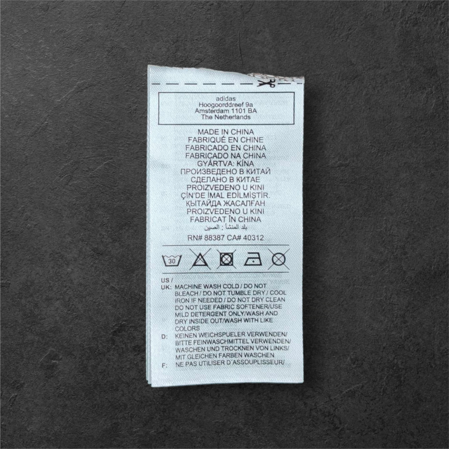 Adidas Originals – Top manches longues dos ouvert