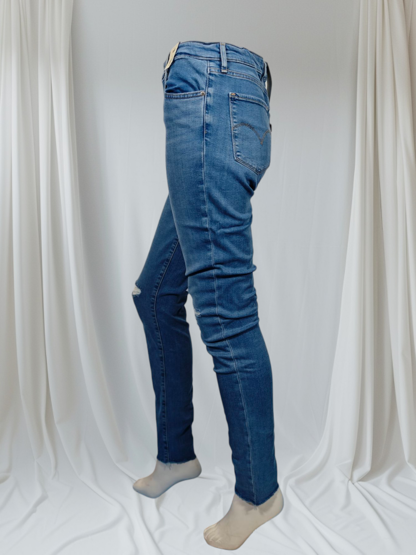 Levi’s 721 High-Rise Skinny