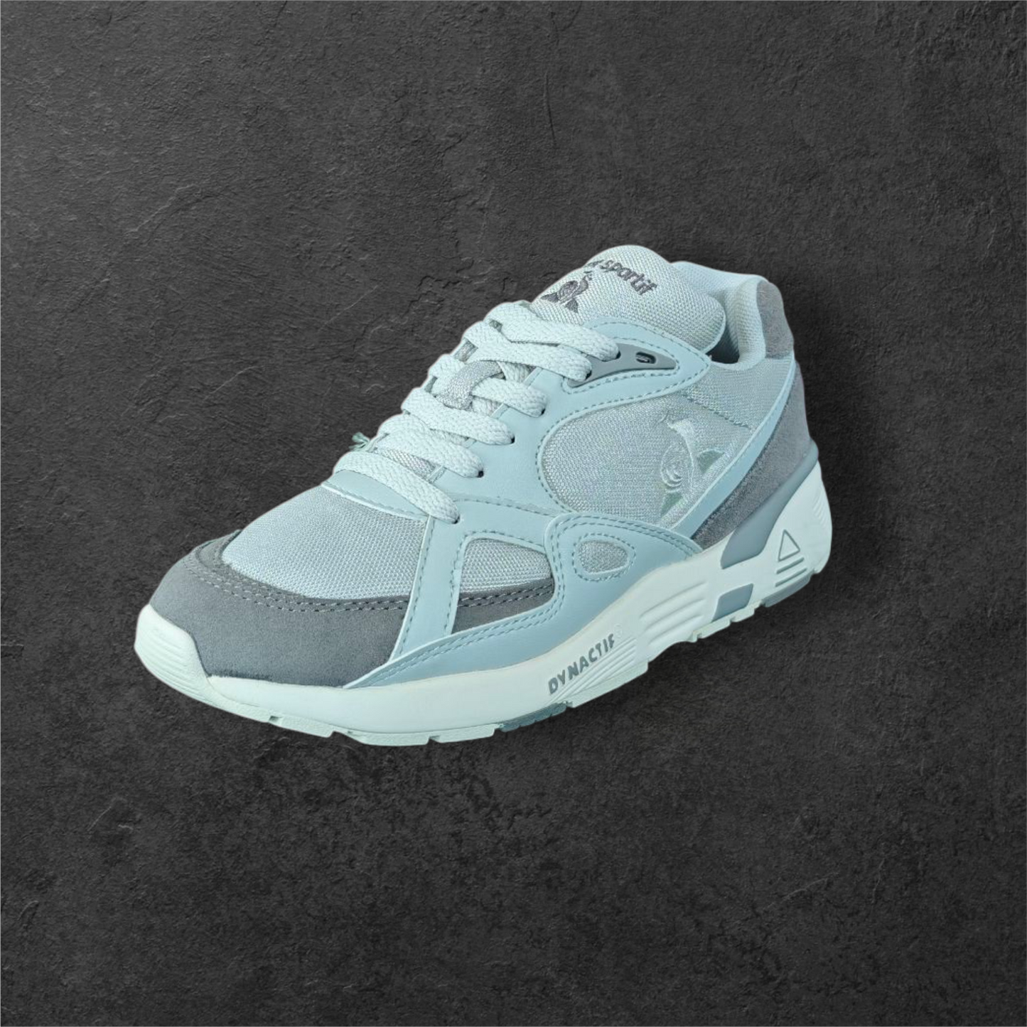 Le Coq Sportif LCS R1100