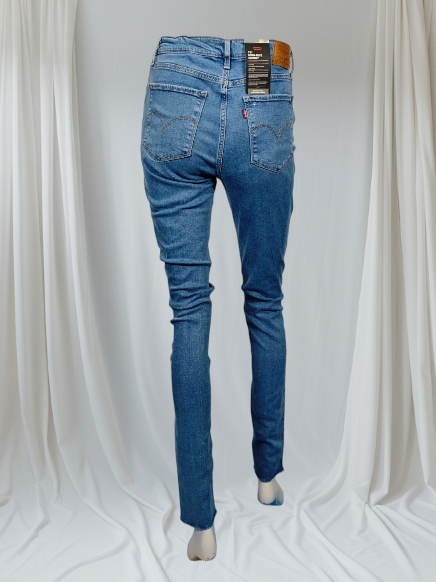 Levi’s 721 High-Rise Skinny