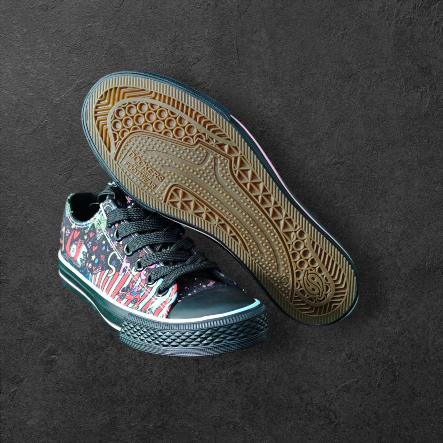 Sneakers Graphiques Noires – Multicolores