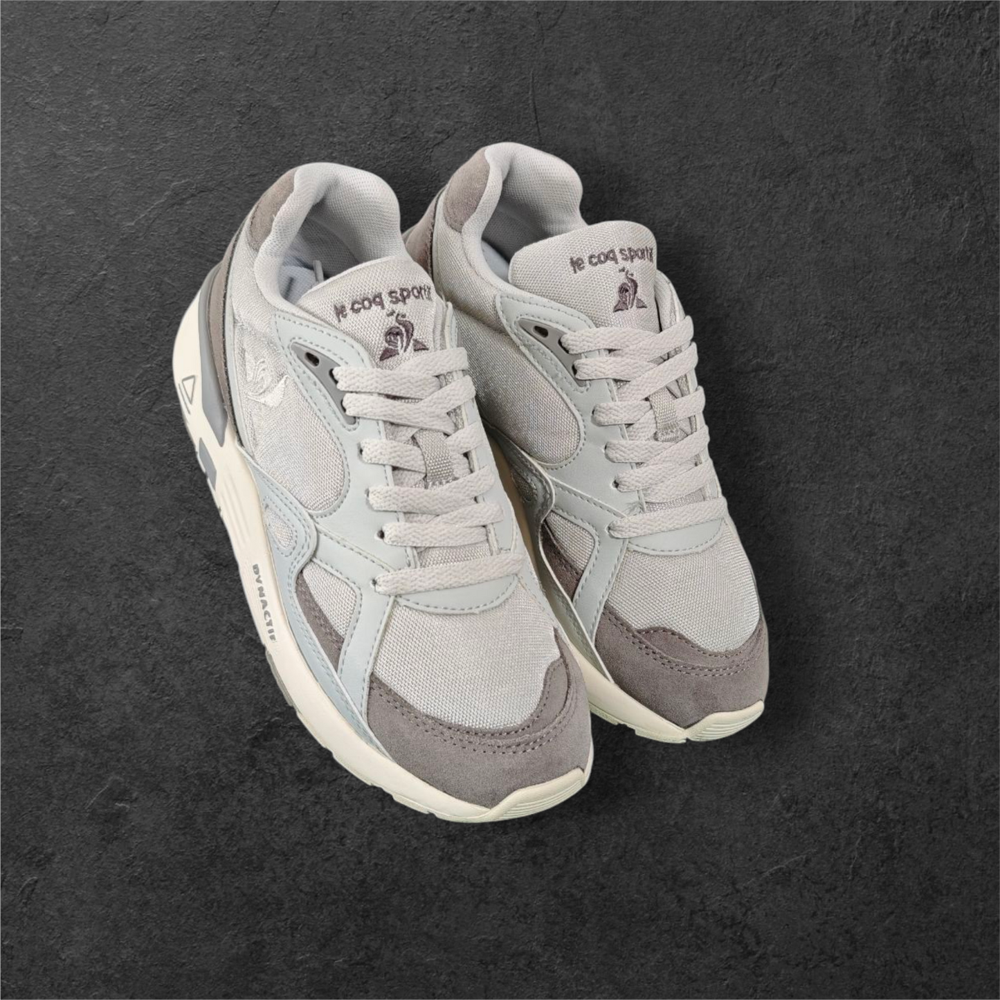 Le Coq Sportif LCS R1100