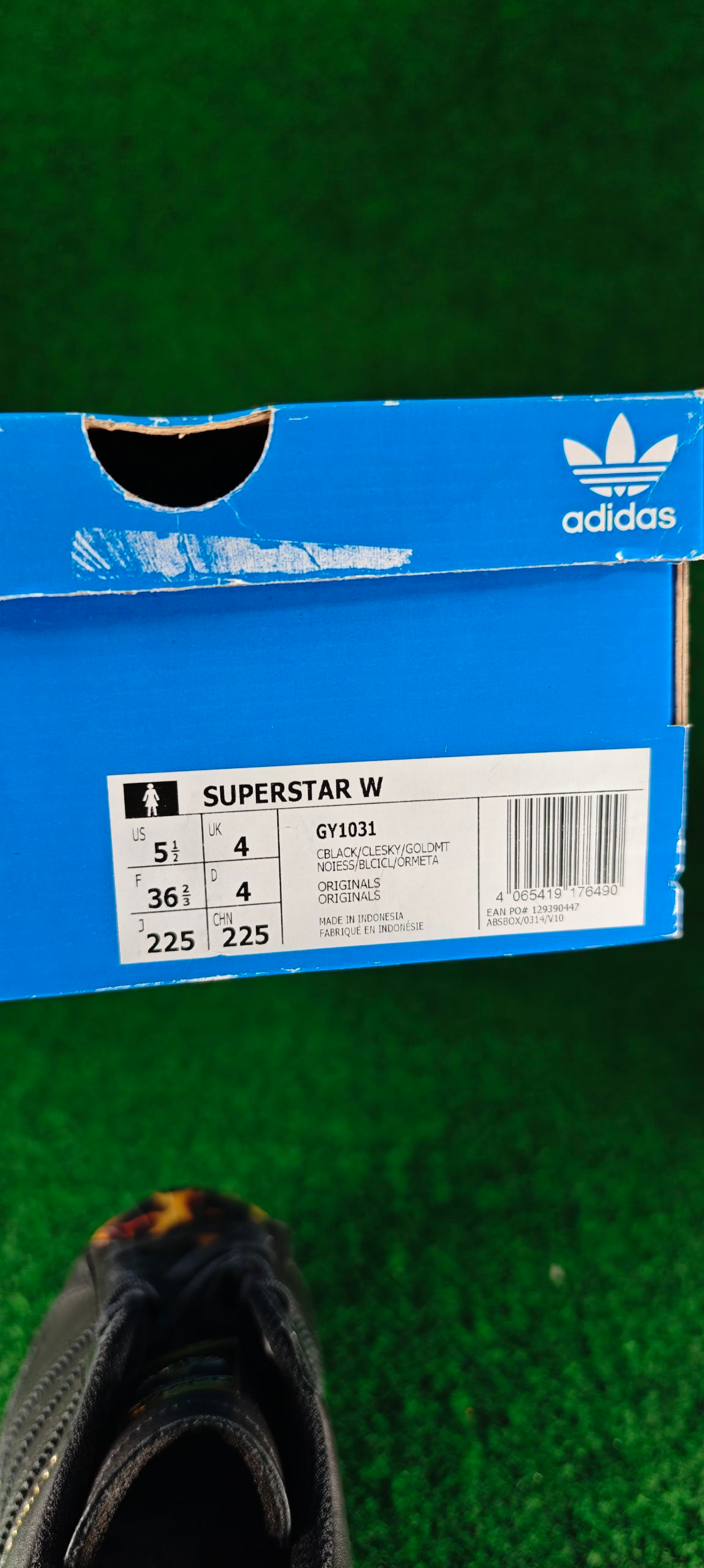Adidas Superstar W – Noir / Or métallisé / Coque imprimée