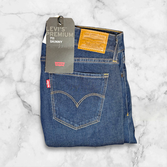 Levi’s 711 Skinny