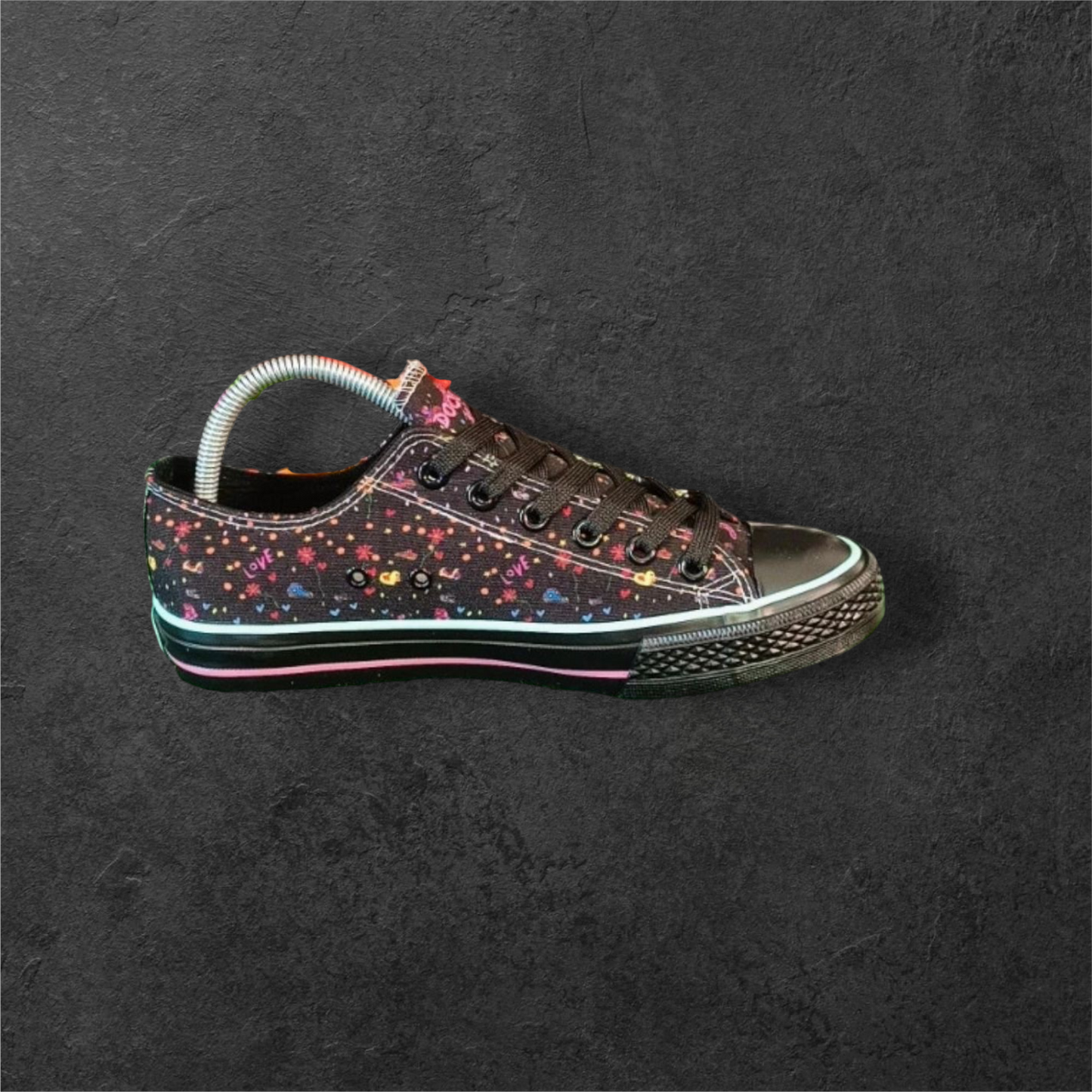 Sneakers Graphiques Noires – Multicolores